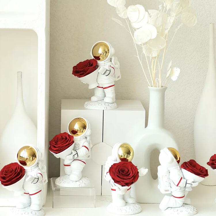 Preserved <a href=https://tsmpreservedflower.com/Preserved-Rose-Head.html target='_blank'>flowers</a>, <a href=https://tsmpreservedflower.com/Preserved-Rose-Head.html target='_blank'>flowers</a> Spaceman Astronaut, Christmas Day Gifts 7.jpg